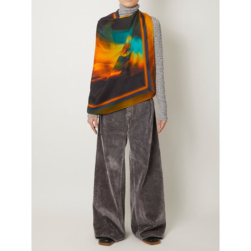 taakk シルクスカーフ ⭐︎sparrrow⭐︎TAAKK シルクスカーフ 45 新品