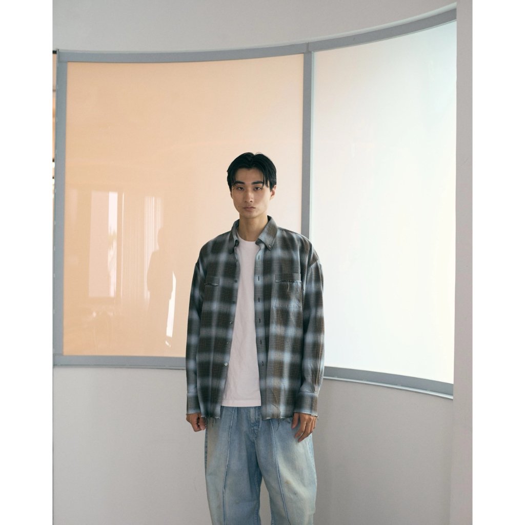 Name. : COTTON TWILL OMBRE CUT-OFF REGULAR SHIR