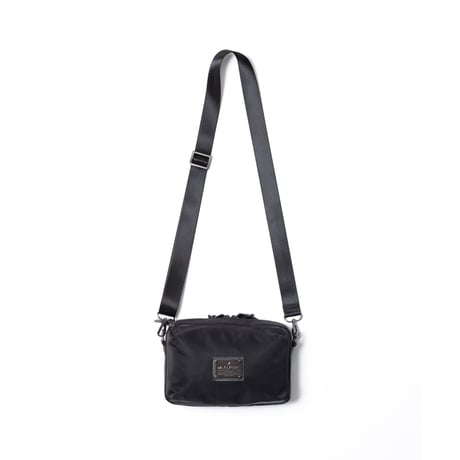 MAKAVERIC : MARK SHOULDER BAG & POUCH