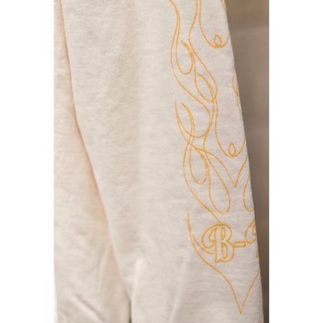 B.L.M.C. : "H.A.S" LIGHTWEIGHT SWEATSHIRT