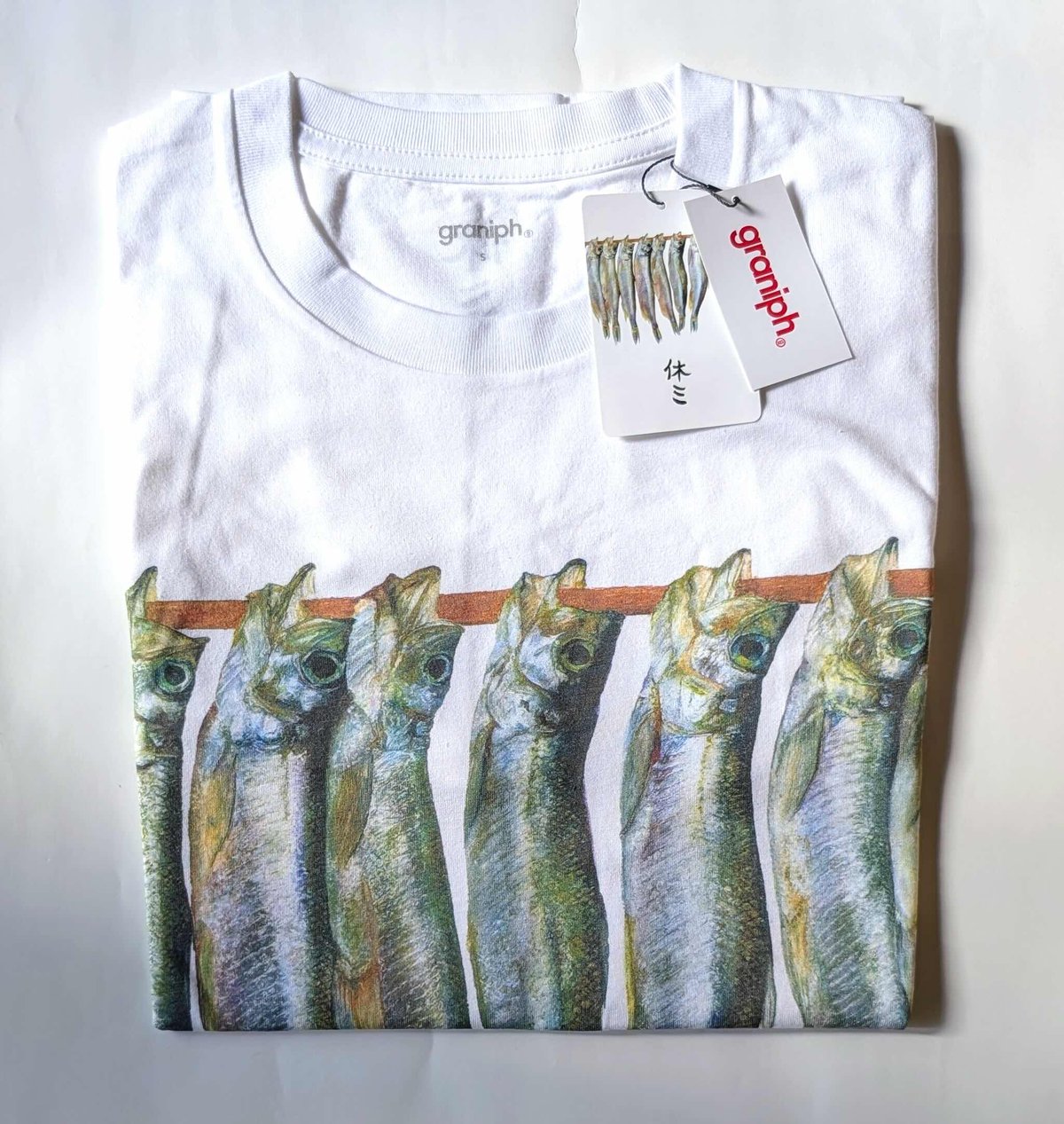 加藤休ミ：Tシャツ「ししゃも」 | nowaki