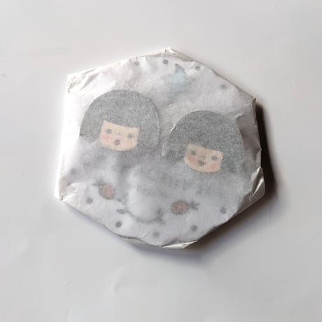 どいかや：「チリとチリリ」ブローチ