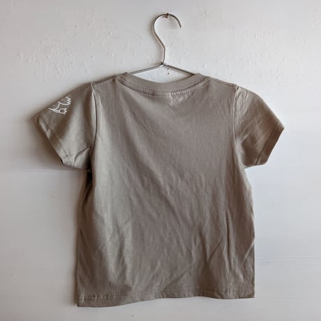 unpis：Tシャツ『アチャチャをつかまえろ！』（KIDS/灰）
