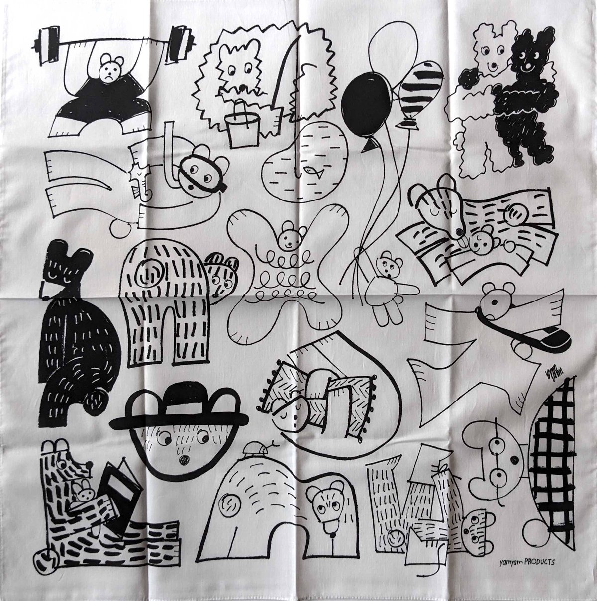 yamyamハンカチ「bear」（モノクロ/カラー） | nowaki