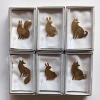 キクチマユミ：真鍮ブローチ「squirrel/fox/rabbit/dog」
