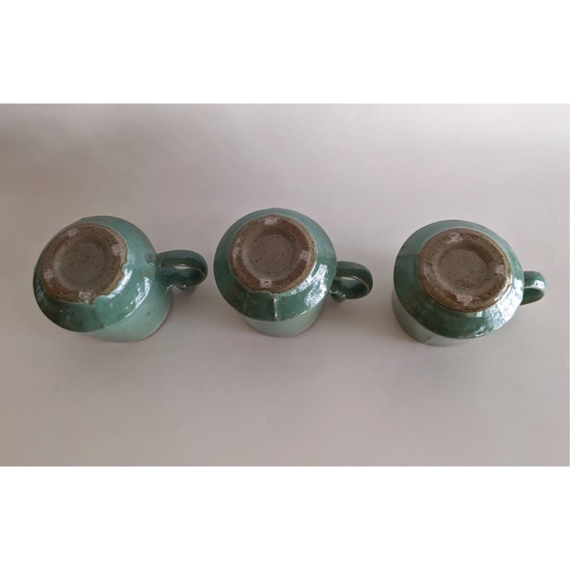 鈴木稔：猫取手マグカップ（大） 緑 | nowaki