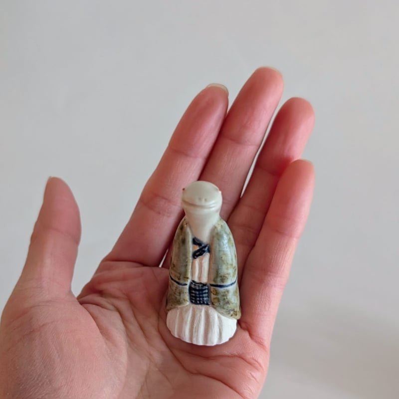 山極千真沙：落語家（干支縁起物「巳」） | nowaki