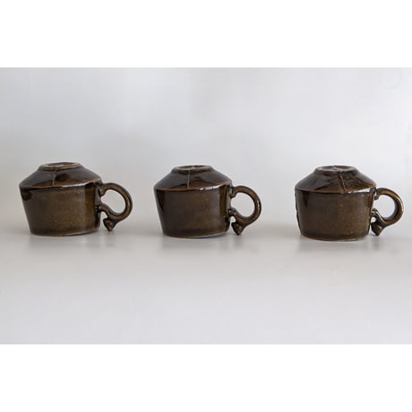 鈴木稔：猫取手マグカップ（小）  茶