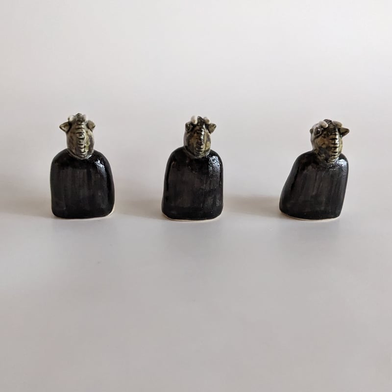 山極千真沙：落語家（干支縁起物「辰」） | nowaki