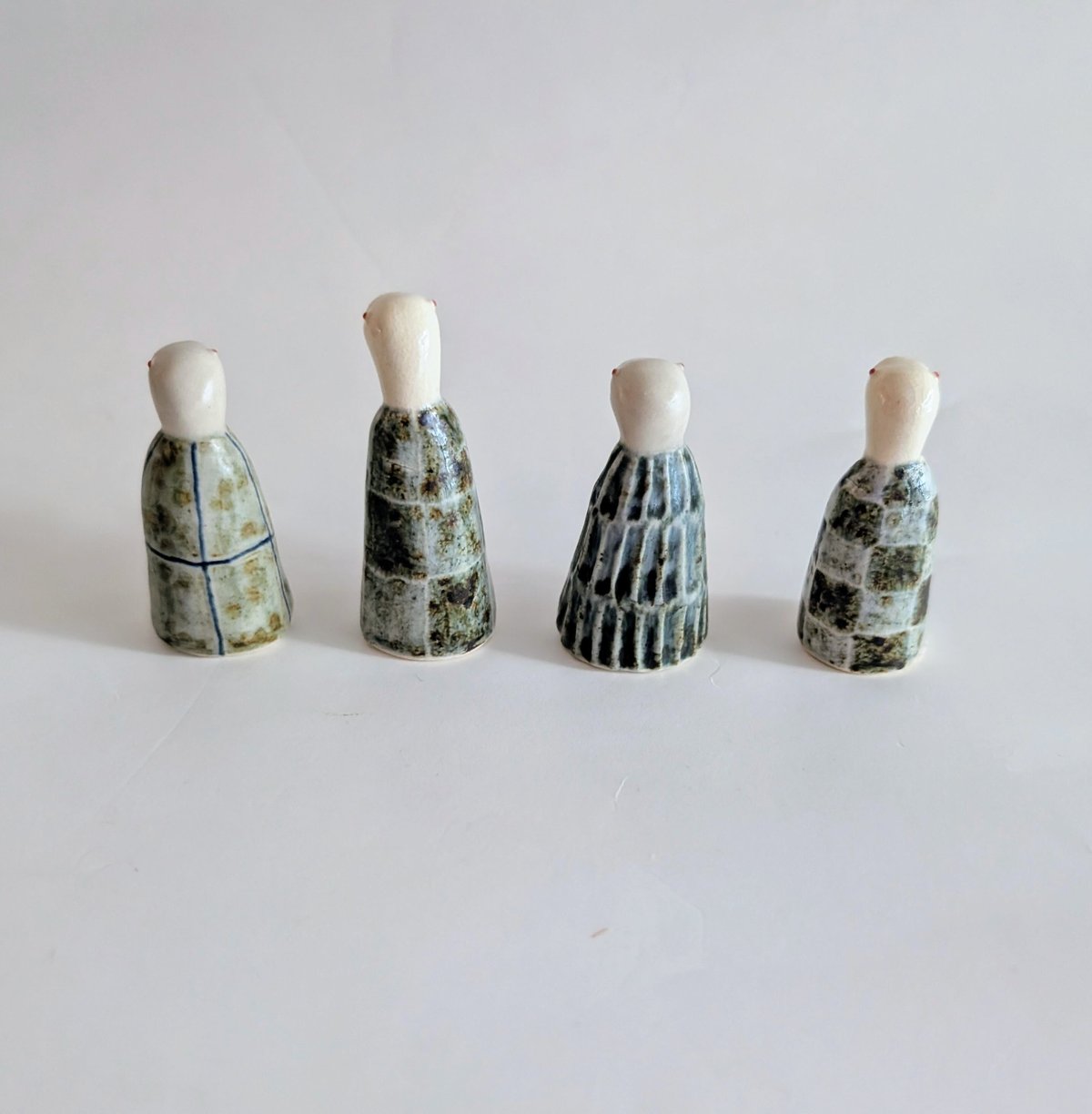 山極千真沙：落語家（干支縁起物「巳」） | nowaki