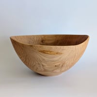 須田二郎　木の卵 須田二郎：オブジェ「卵」（ナラ） | nowaki