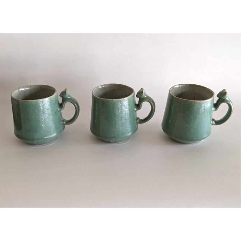 鈴木稔：猫取手マグカップ（大） 緑 | nowaki