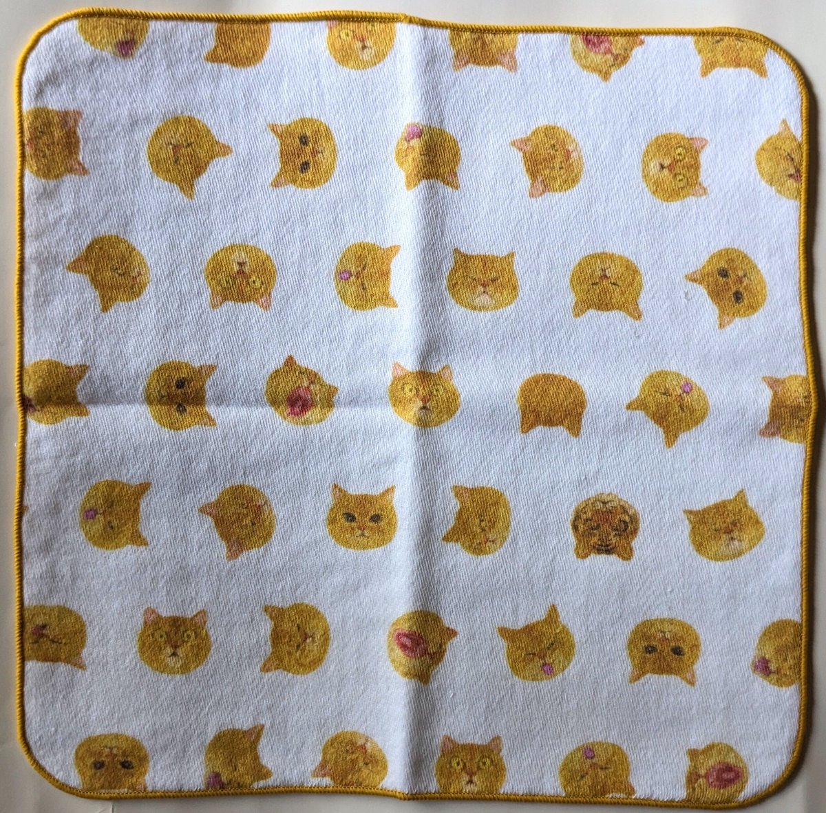 町田尚子：ハンドタオル「茶トラトラ」 | nowaki