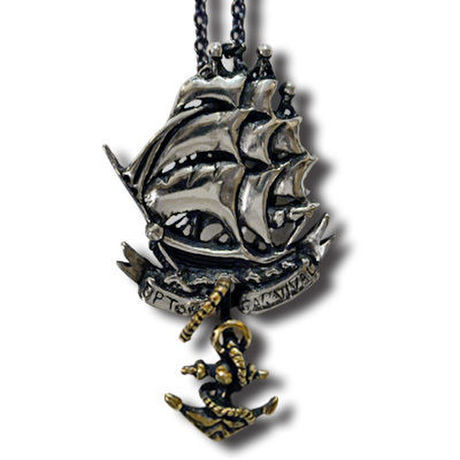 SHIPS NECKLACE