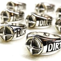 CROSS BOMB RING
