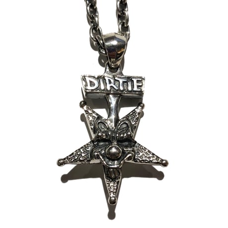 UNSEFETY NECLACE TOP