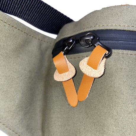"ROLL"-WAIST BAG MILITARY GREEN