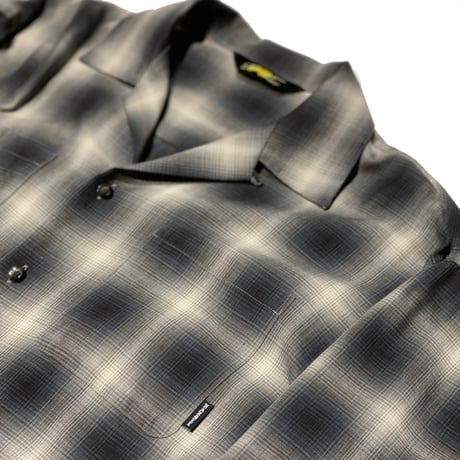 OPEN COLLREAD OMBRE SHIRT GRAY