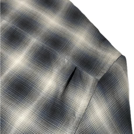 OPEN COLLREAD OMBRE SHIRT GRAY