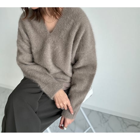 foxy V-neck knit