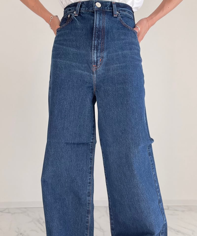 KYLIE／NEEDBY heritage | Un sourire.