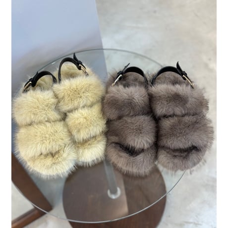 ファーサンダル | STORES