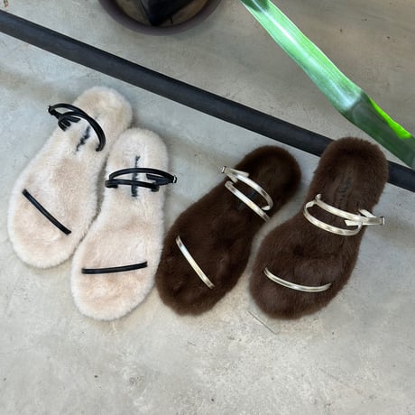 ファーサンダル | STORES