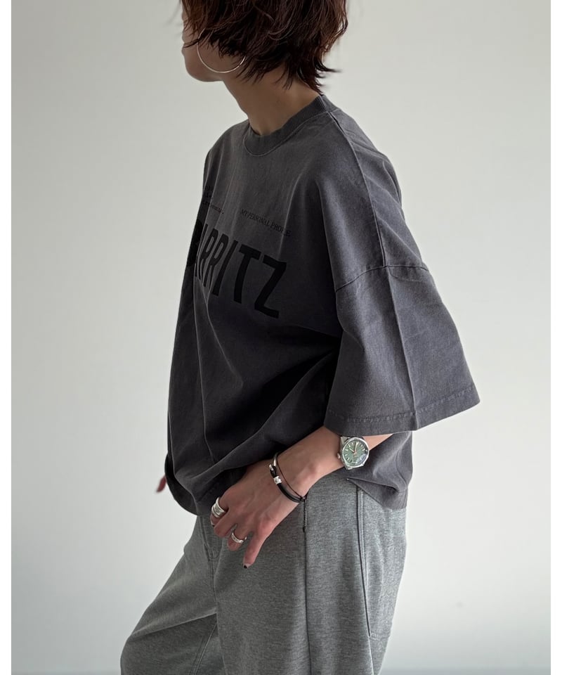 big wide tee／upper hights | Un sourire.