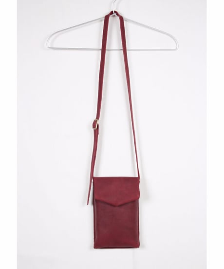 ac-21R7　　burgundy slim letter bag
