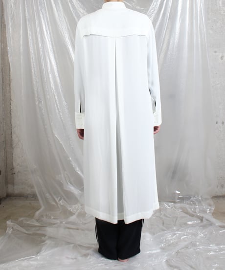 white shirts dress