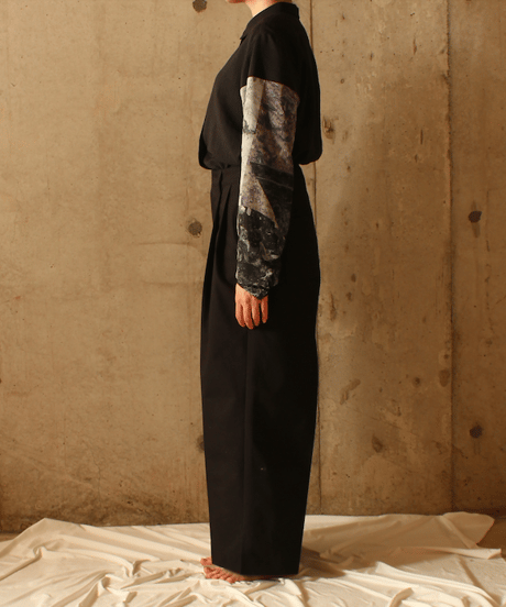 pt-34B / black wide pants