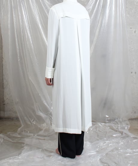white shirts dress