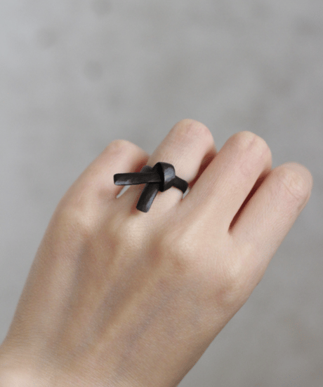 kuro origami musubi