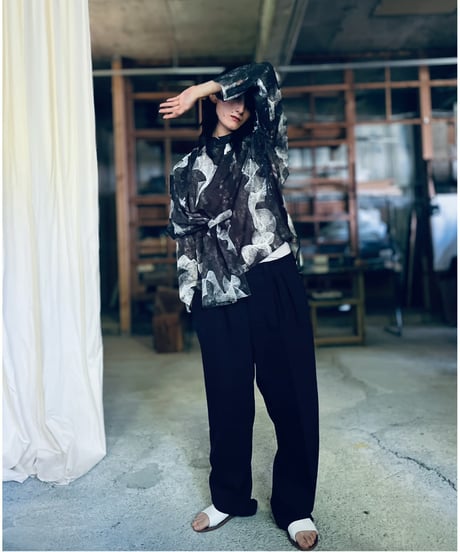 pt-48N navy pleats pants