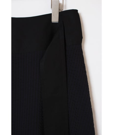 sk-15B / black navy skirt