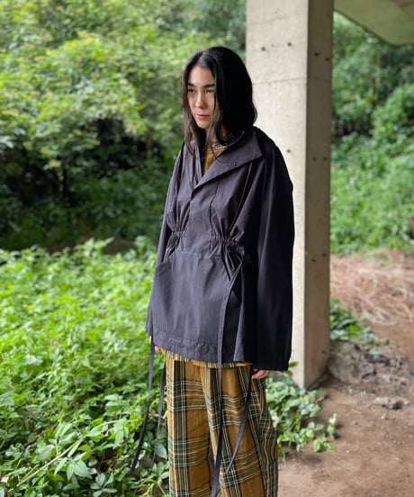 st-78B / black parka