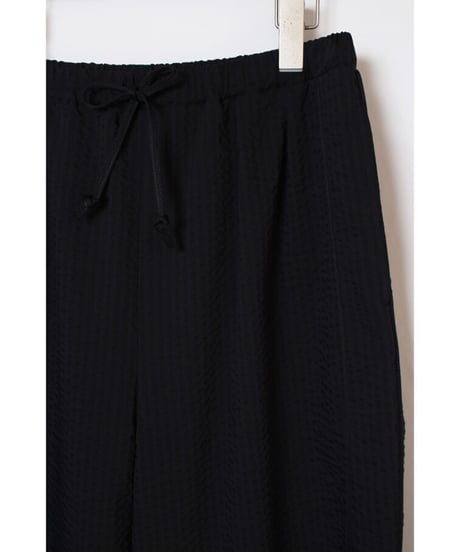 pt-32B / black navy pants
