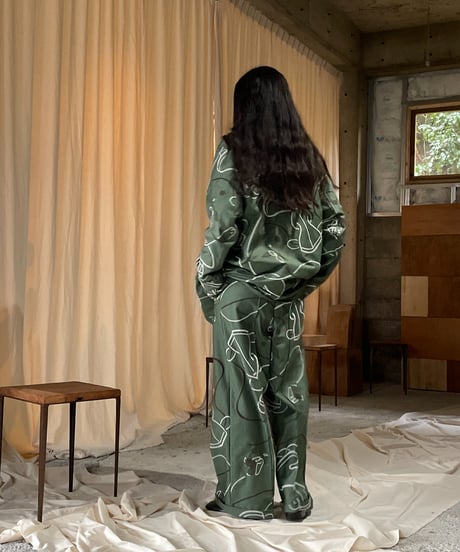 pt-46K kahki shisyu pants