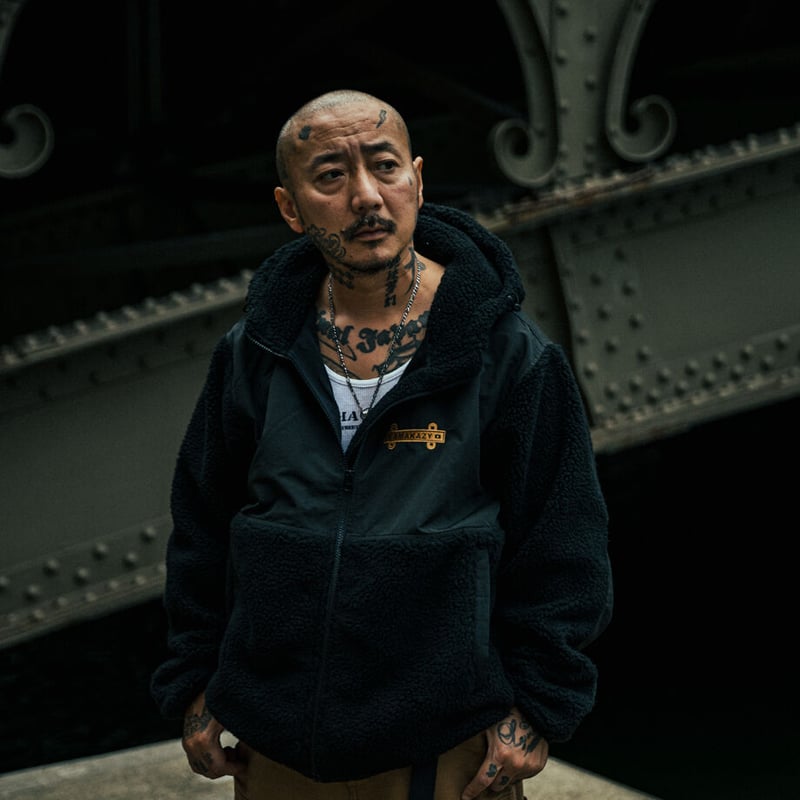 STREET KNOWLEDGE / SHEEP BOA ZIP PARKA / BROWN