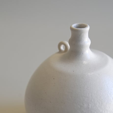 asanomi/白の花器
