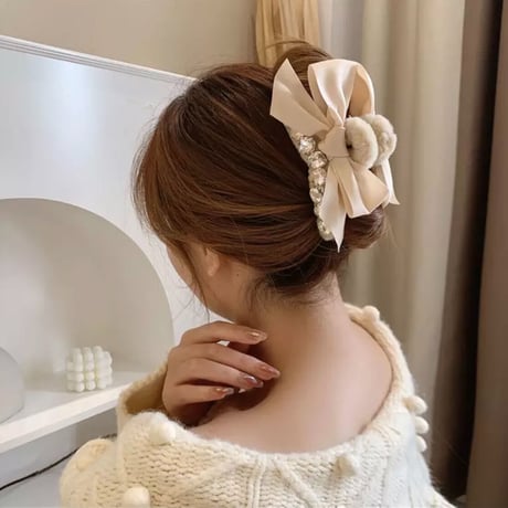 Ribbon fur barrette