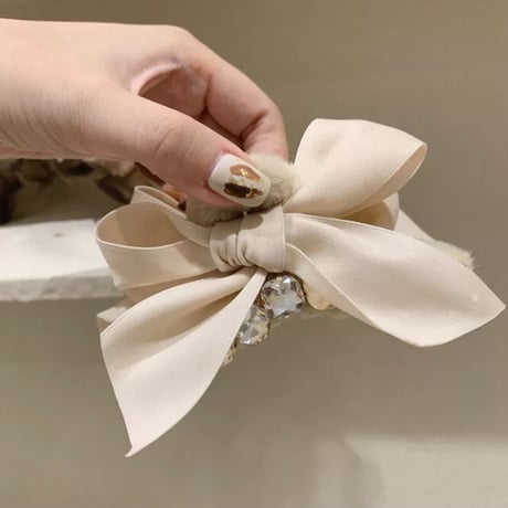 Ribbon fur barrette