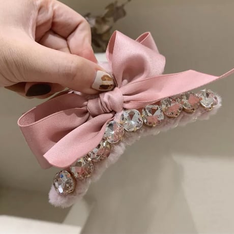 Ribbon fur barrette