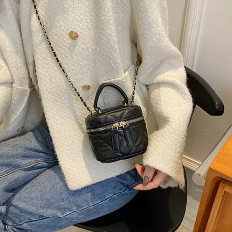 ミニバニティバッグ