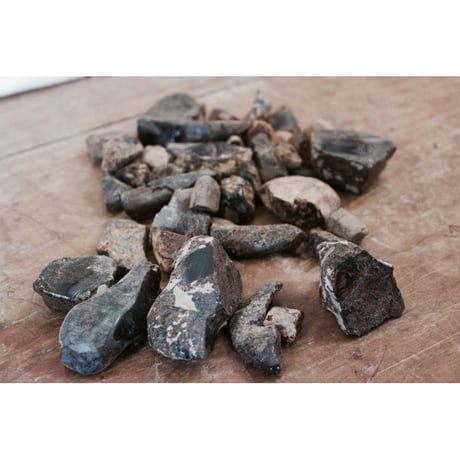 ＜準備中＞【 Atelier Lesson 仮予約申込 】　Amber Polishing Workshop  琥珀研磨