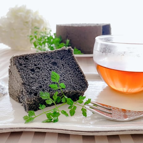 【デトックス】特別栽培米粉のシフォンケーキ（鎌倉竹炭）