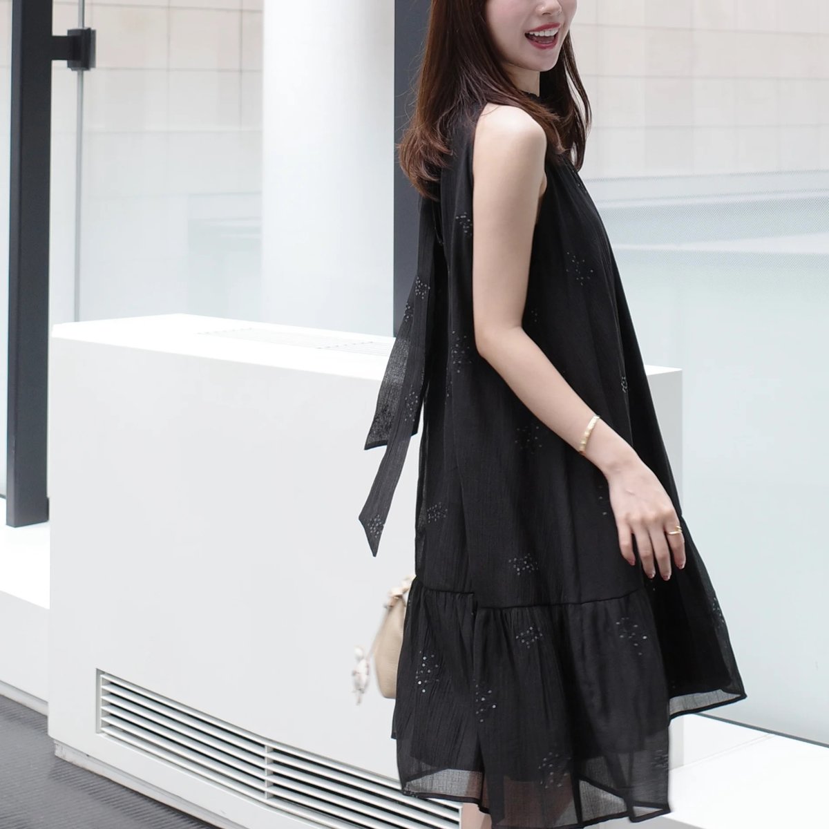 embroidery halter neck op | ENEU