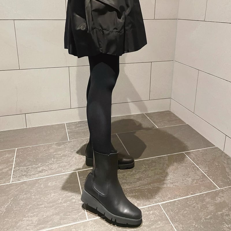 side gore boots / black | ENEU