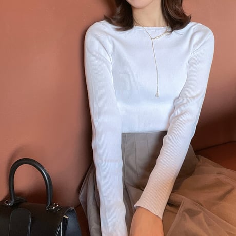 balance pearl necklace