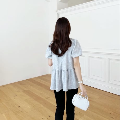 【7/23再入荷】MADE’ jacquard peplum blouse / ice blue